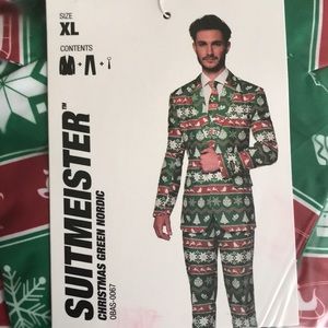New never worn XL men’s Christmas suit